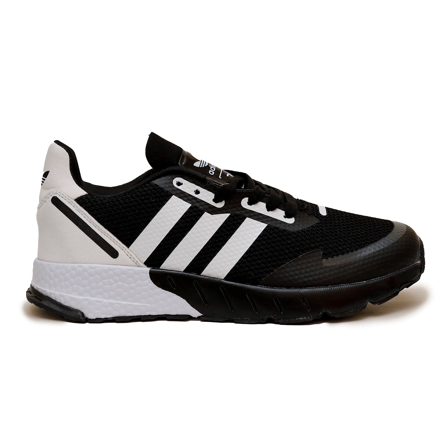 Scarpaa Comfartable Fashion MEN Sneakers model ZX500-BLACK&WHITE